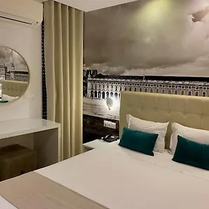 3* Apartmanhotel City & By City